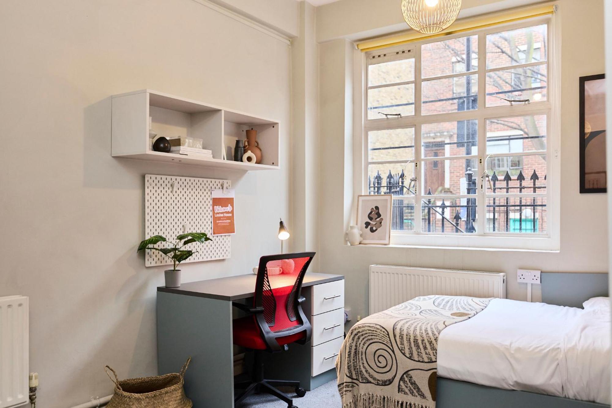 Louise House Hostel London Exterior photo