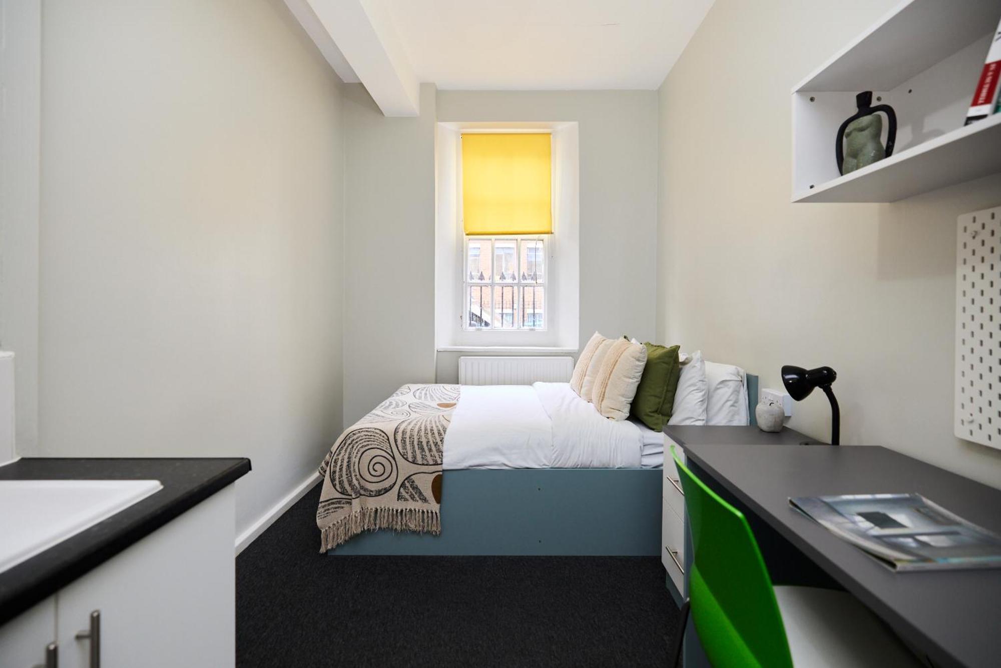 Louise House Hostel London Exterior photo